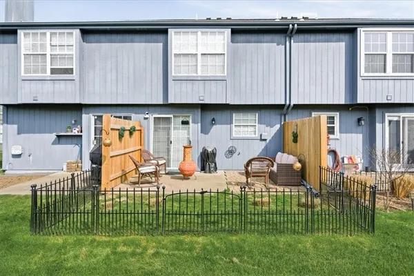 $220,000 | 5568 Northwest Moonlight Meadow Drive, Lee's Summit, MO 64064