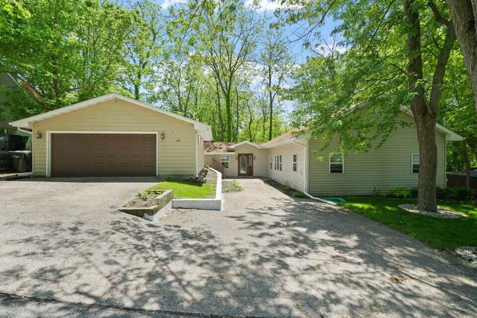 509 Sunset Road Twin Lakes, WI 53181 - Photo 2 of 34 Front