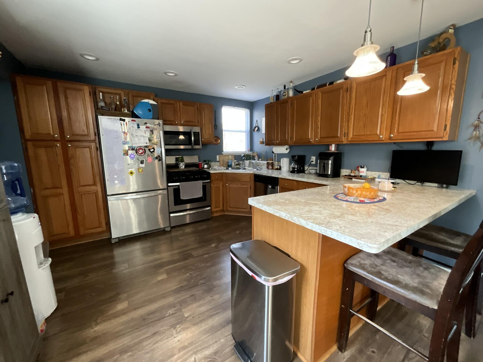 509 Sunset Road Twin Lakes, WI 53181 - Photo 10 of 34 Kitchen