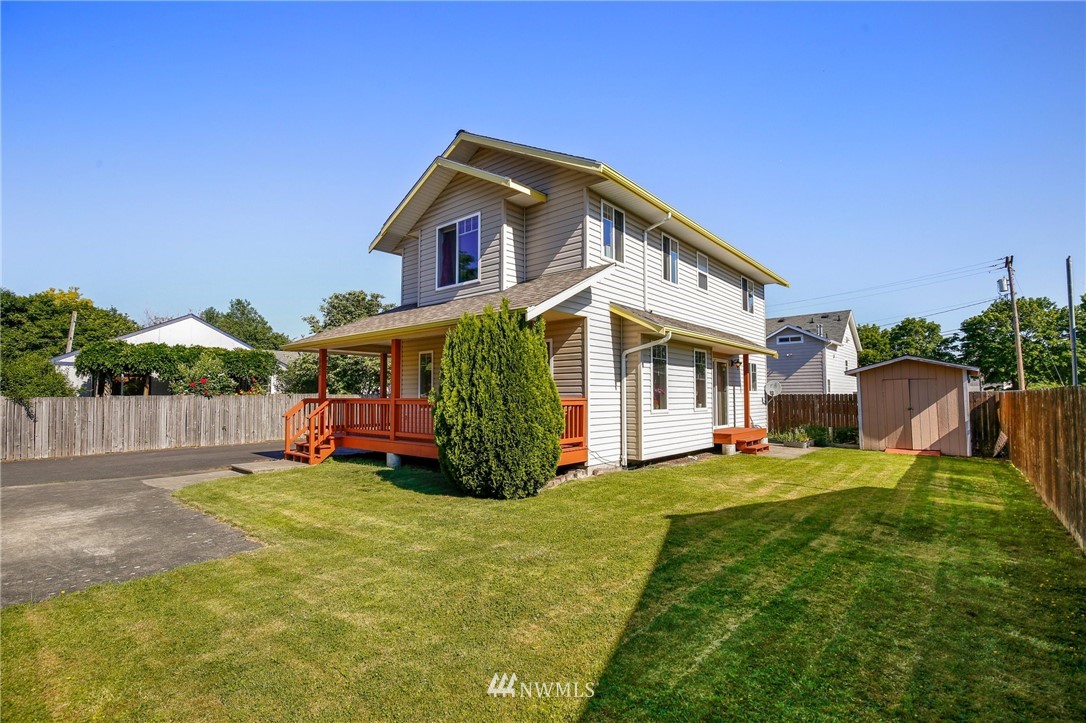 502 South Tobin Street Renton, WA 98057 - Photo 2 of 23