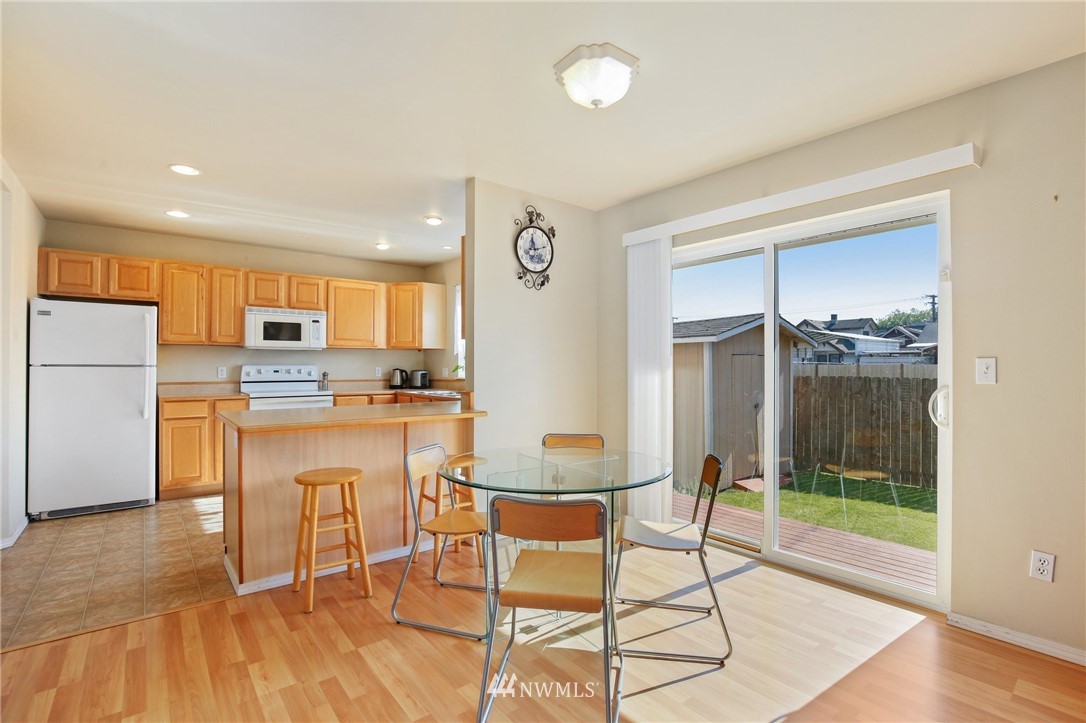502 South Tobin Street Renton, WA 98057 - Photo 8 of 23
