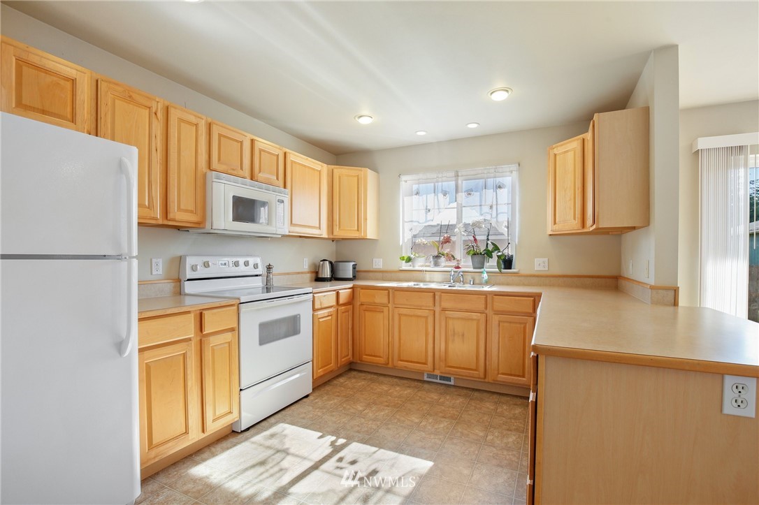 502 South Tobin Street Renton, WA 98057 - Photo 9 of 23