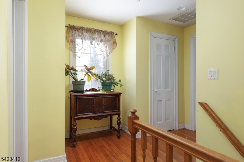 1617 Westover Road Linden, NJ 07036 - Photo 16 of 22