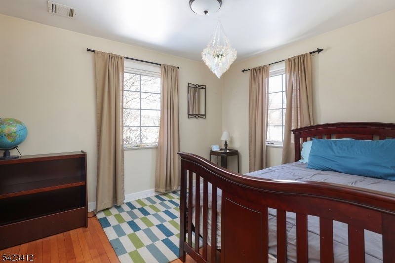 1617 Westover Road Linden, NJ 07036 - Photo 17 of 22