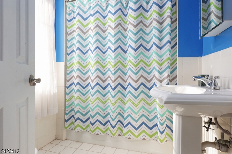 1617 Westover Road Linden, NJ 07036 - Photo 19 of 22