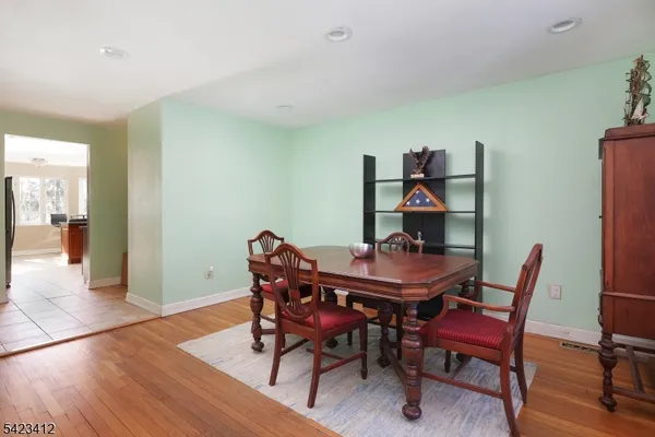 $3,900 | 1617 Westover Road, Linden, NJ 07036