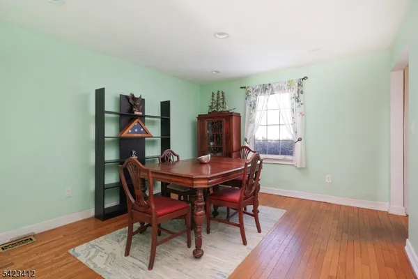 $3,900 | 1617 Westover Road, Linden, NJ 07036
