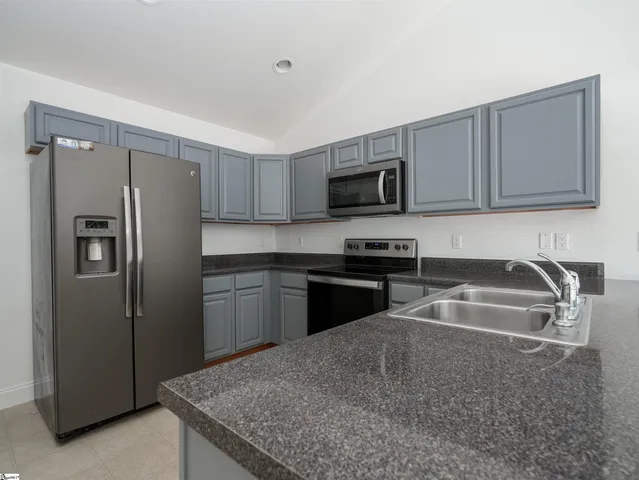 $329,900 | 21 Whitethorn Lane, Greenville, SC 29607