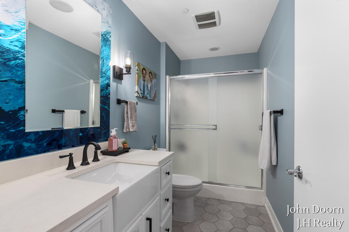 335 Bridge Street Northwest, Unit 1804 Grand Rapids, MI 49504 - Photo 16 of 44 335-NW-BRIDGE_015