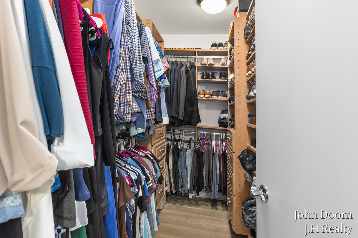 335 Bridge Street Northwest, Unit 1804 Grand Rapids, MI 49504 - Photo 23 of 44 335-NW-BRIDGE_022