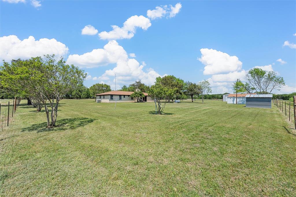 2988 East Old Axtell Road Axtell, TX 76624 - Photo 26 of 38 a view of a volley ball court