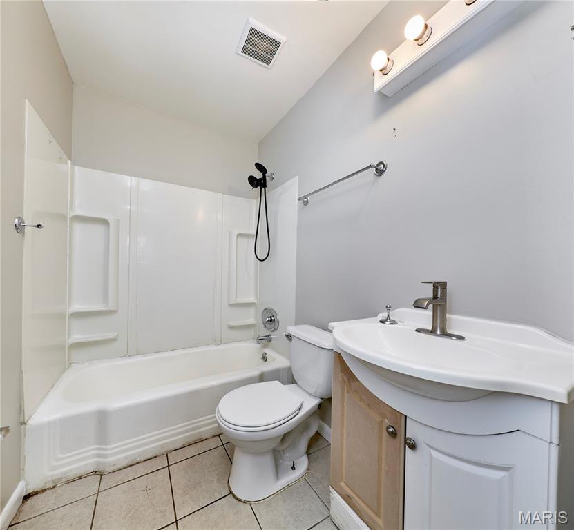 1960 Parker Road Florissant, MO 63033 - Photo 21 of 24