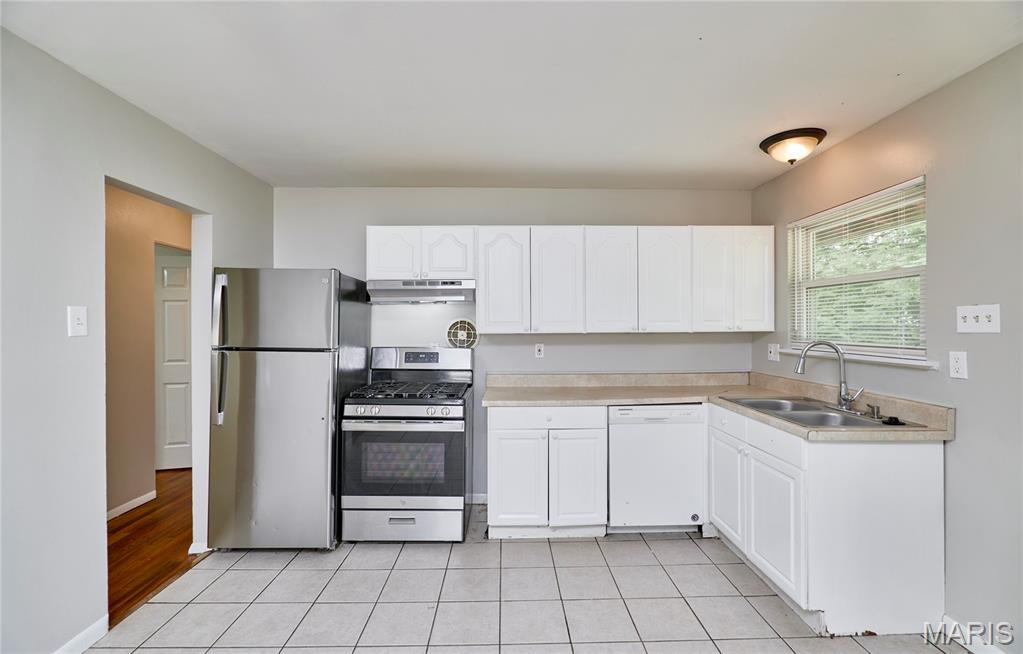 1960 Parker Road Florissant, MO 63033 - Photo 10 of 24