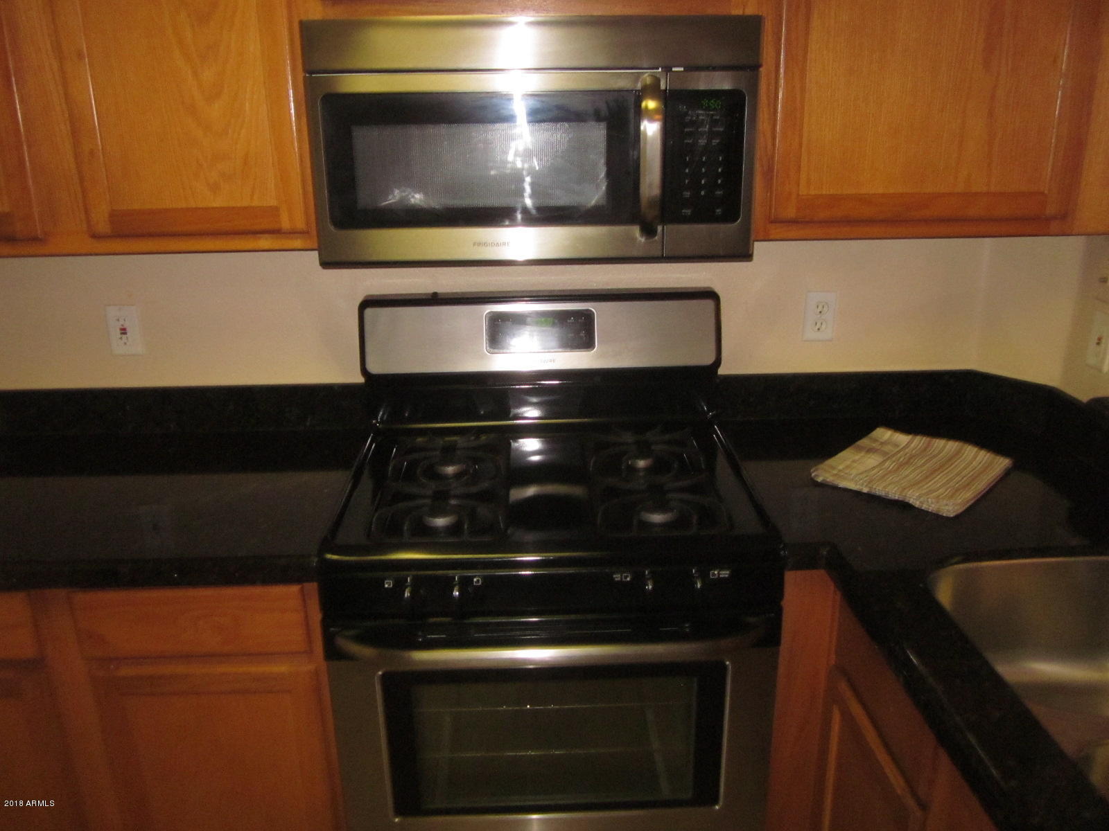 10030 West Indian School Road, Unit 233 Phoenix, AZ 85037 - Photo 4 of 17 IMG_4067