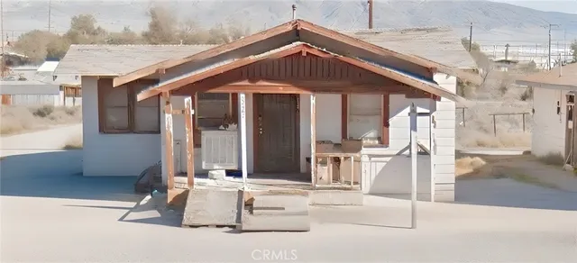 $30,000 | 82467 4th Street, Trona, CA 93562