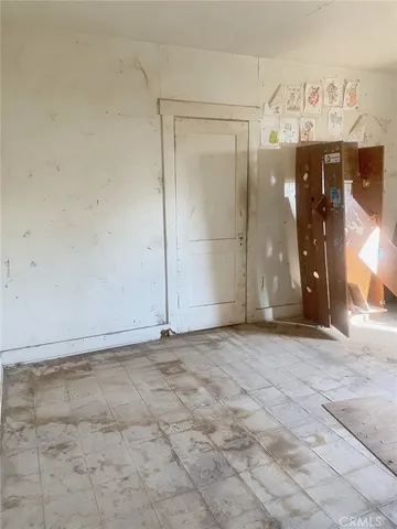 $30,000 | 82467 4th Street, Trona, CA 93562