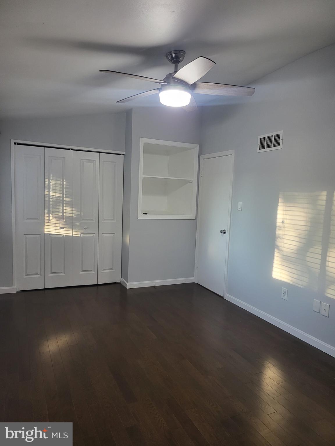 6556 Frietchie Row Columbia, MD 21045 - Photo 17 of 21 Primary Bedroom view