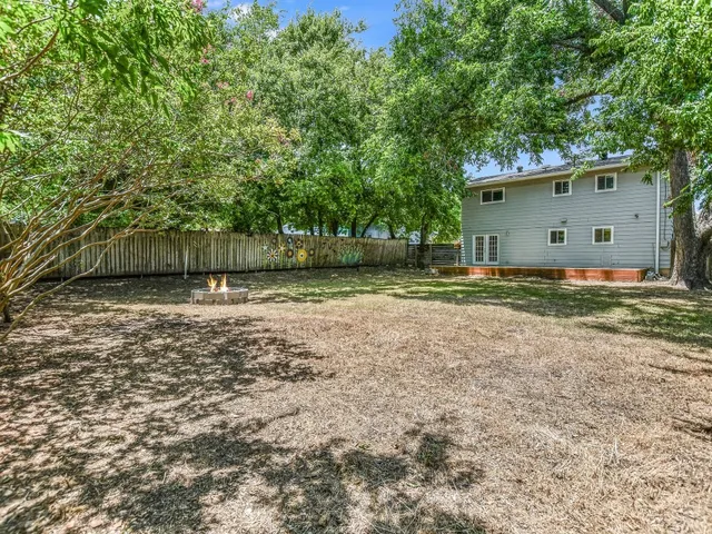 $379,000 | 7617 Eastcrest Drive, Austin, TX 78752