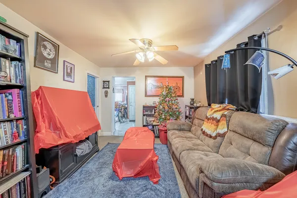 $399,000 | 513 North Park Street, Westmont, IL 60559