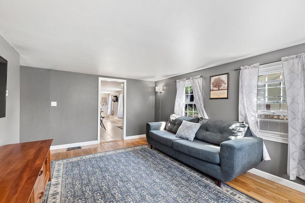 49 Darnell Road Worcester, MA 01606 - Photo 12 of 40 Gallery Image 12