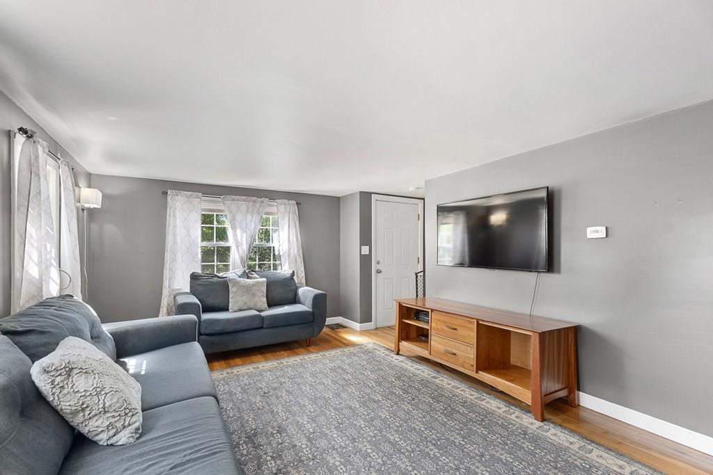 49 Darnell Road Worcester, MA 01606 - Photo 14 of 40 Gallery Image 14