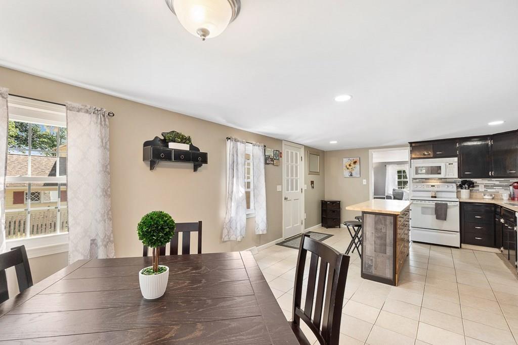 49 Darnell Road Worcester, MA 01606 - Photo 20 of 40 Gallery Image 20