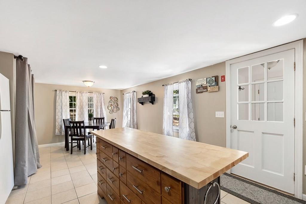 49 Darnell Road Worcester, MA 01606 - Photo 22 of 40 Gallery Image 22