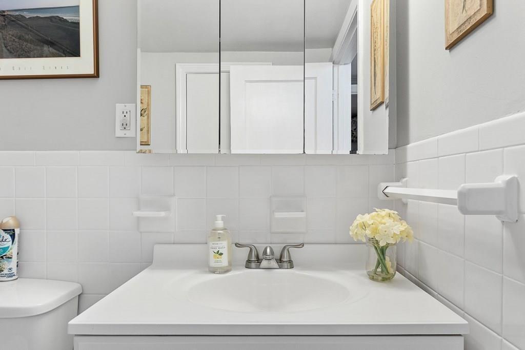 49 Darnell Road Worcester, MA 01606 - Photo 26 of 40 Gallery Image 26