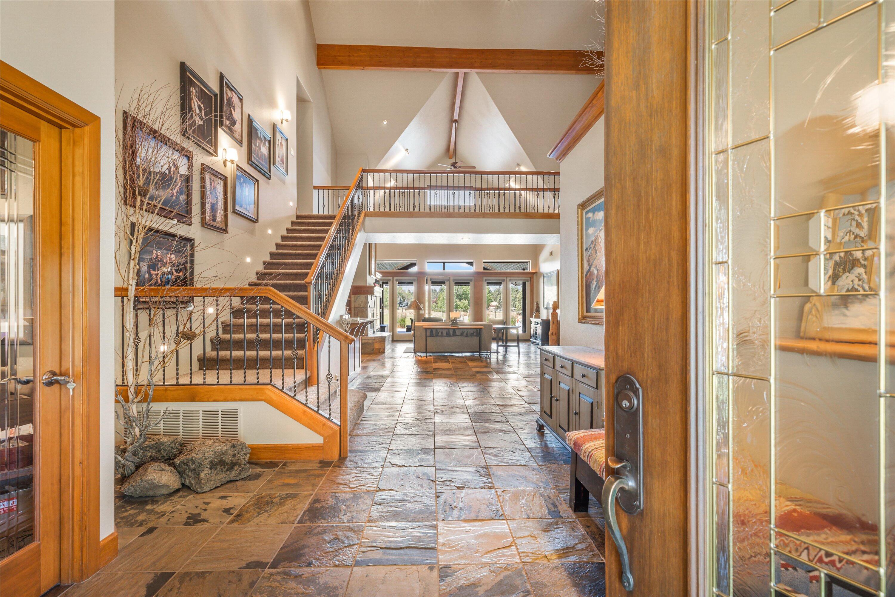 60540 Woodside Road Bend, OR 97702 - Photo 11 of 38 10-220719_JILLROSELL2340