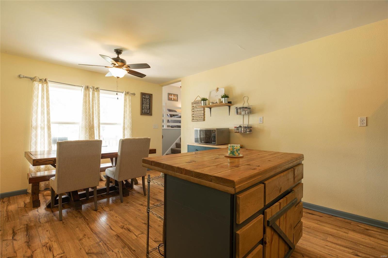 210 Edwin Street Brighton, IL 62012 - Photo 17 of 32 Gallery Image 17