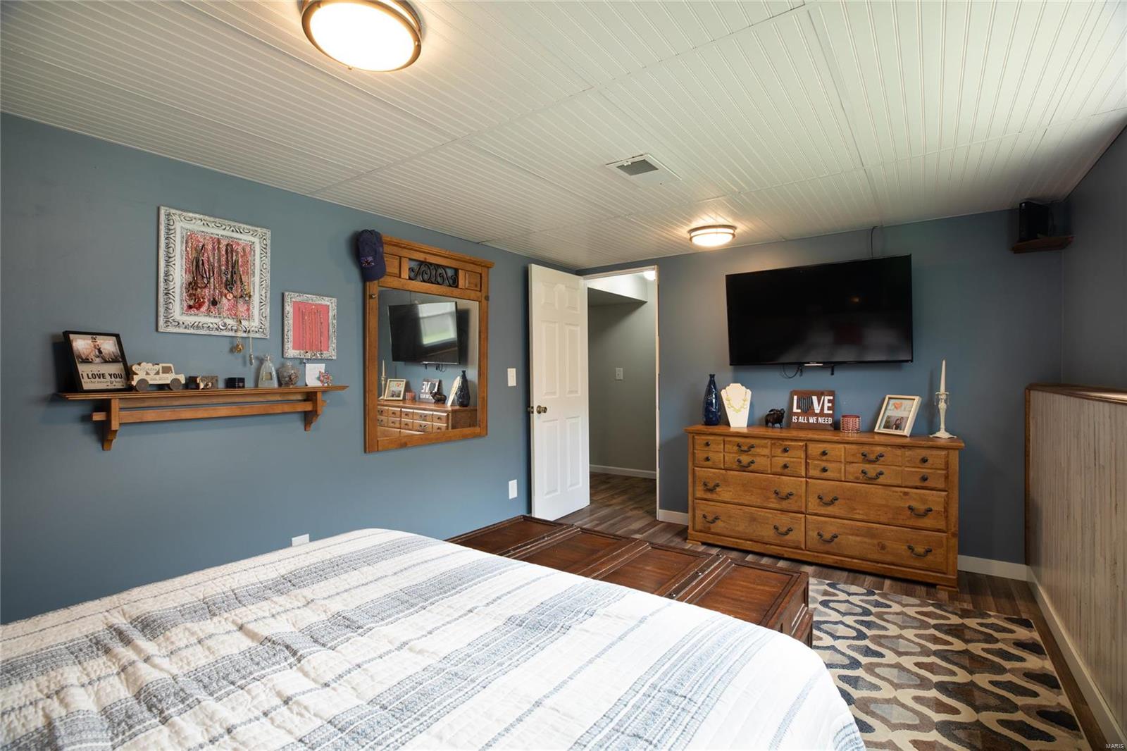 210 Edwin Street Brighton, IL 62012 - Photo 20 of 32 Gallery Image 20