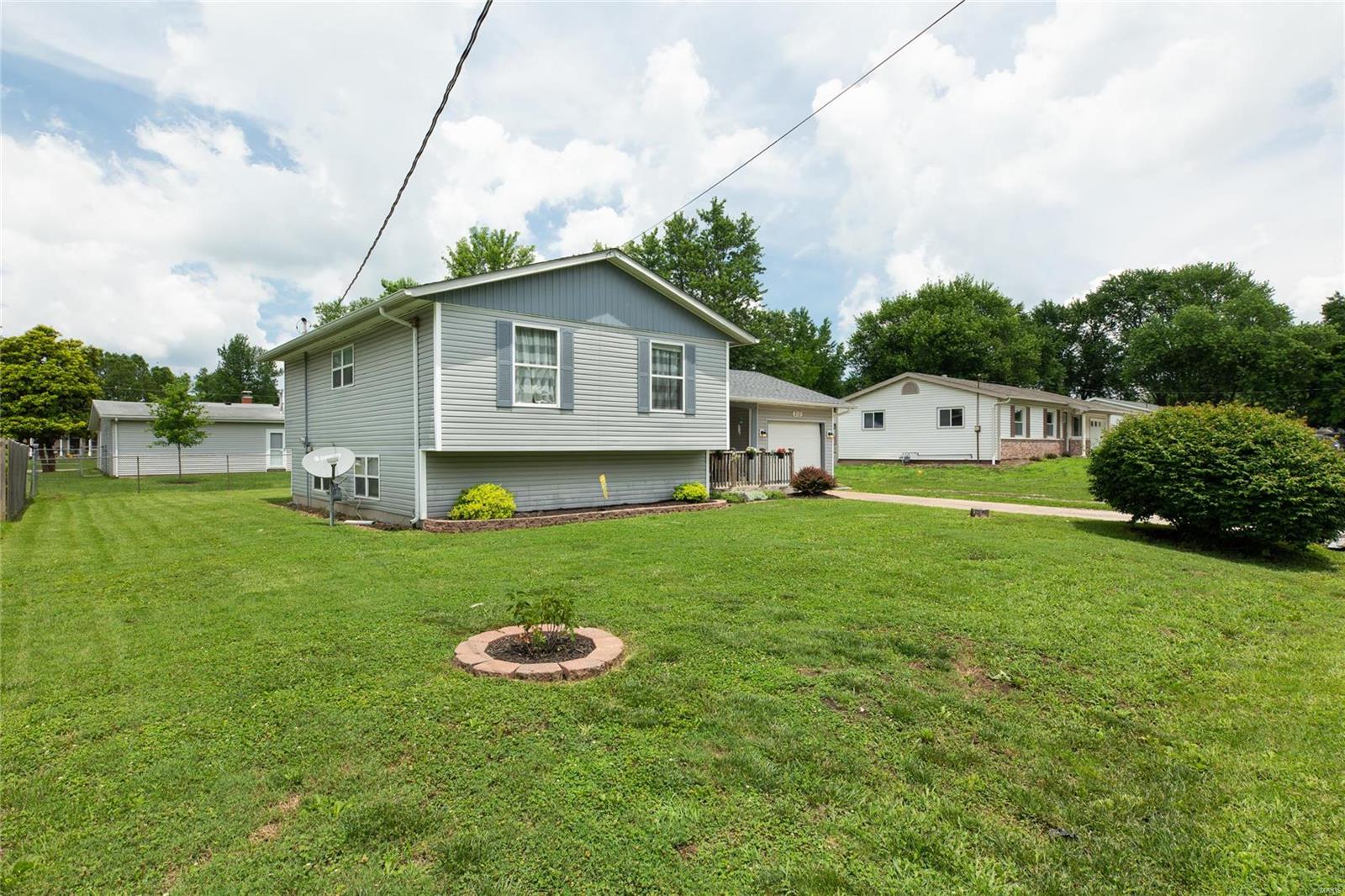 210 Edwin Street Brighton, IL 62012 - Photo 32 of 32 Gallery Image 32