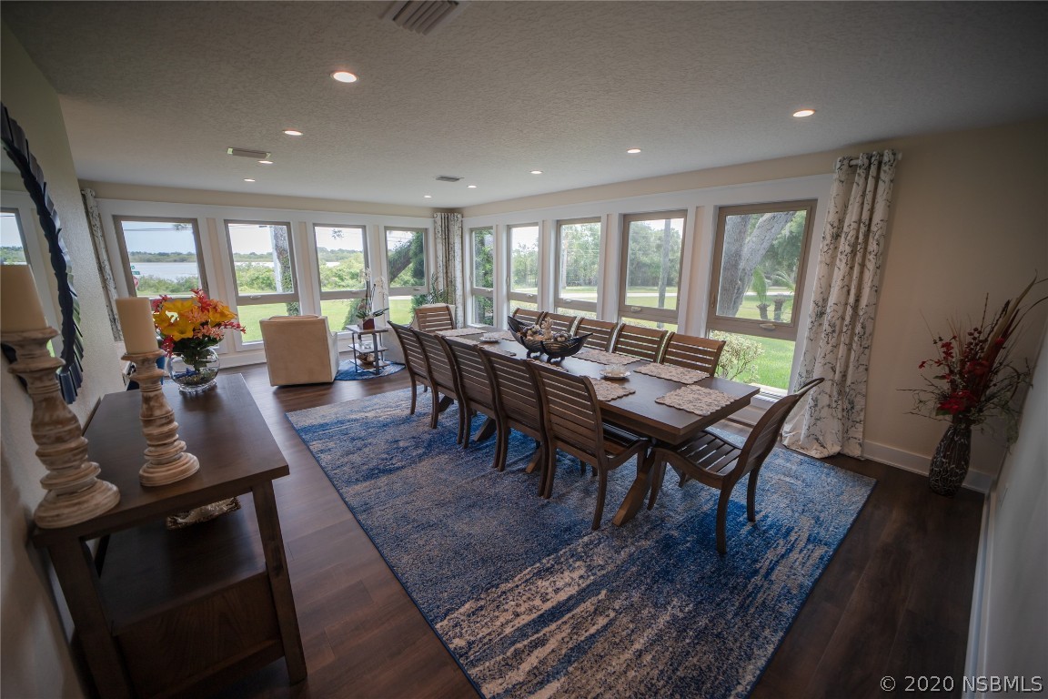 346 North Riverside Drive Edgewater, FL 32132 - Photo 15 of 45 Gallery Image 15