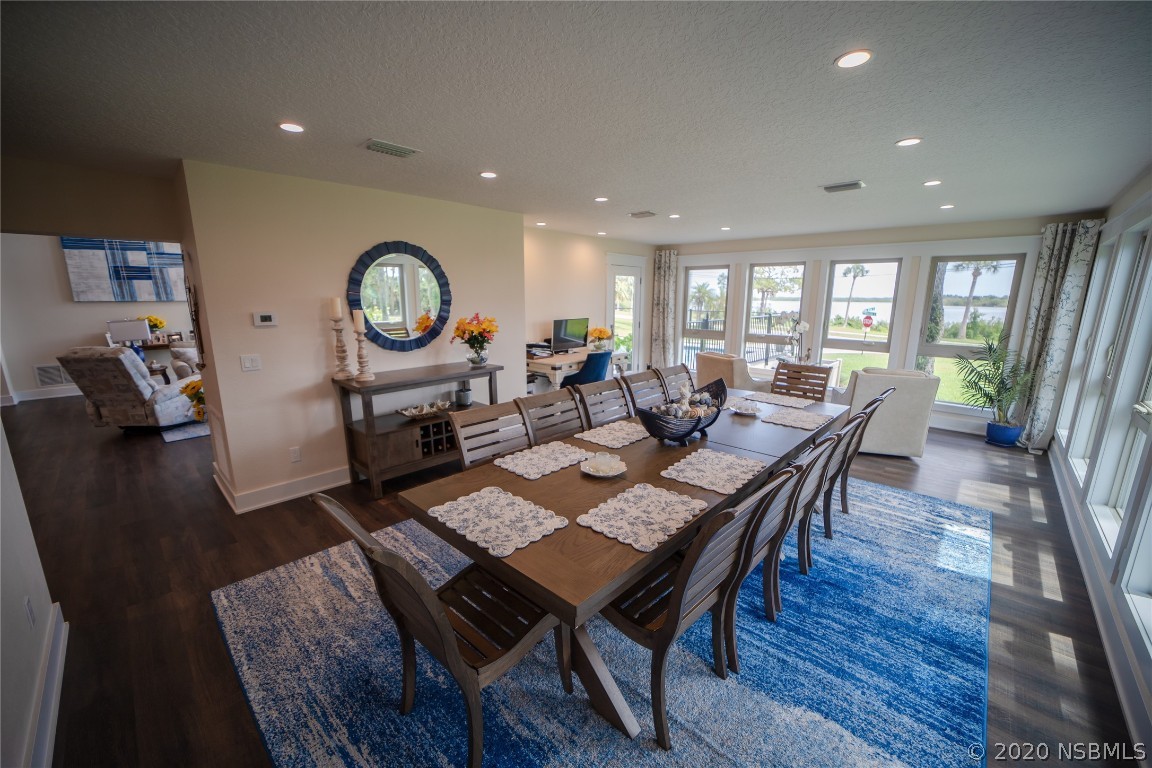 346 North Riverside Drive Edgewater, FL 32132 - Photo 17 of 45 Gallery Image 17