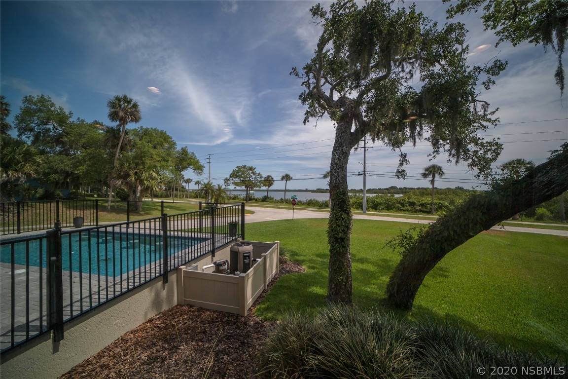 346 North Riverside Drive Edgewater, FL 32132 - Photo 20 of 45 Gallery Image 20