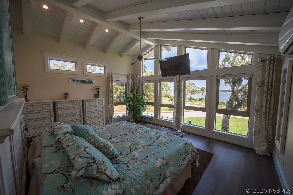 346 North Riverside Drive Edgewater, FL 32132 - Photo 21 of 45 Gallery Image 21