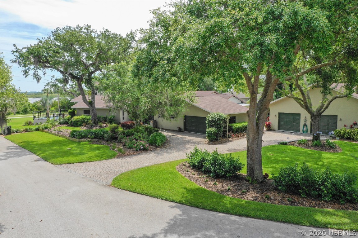 346 North Riverside Drive Edgewater, FL 32132 - Photo 3 of 45 Gallery Image 3