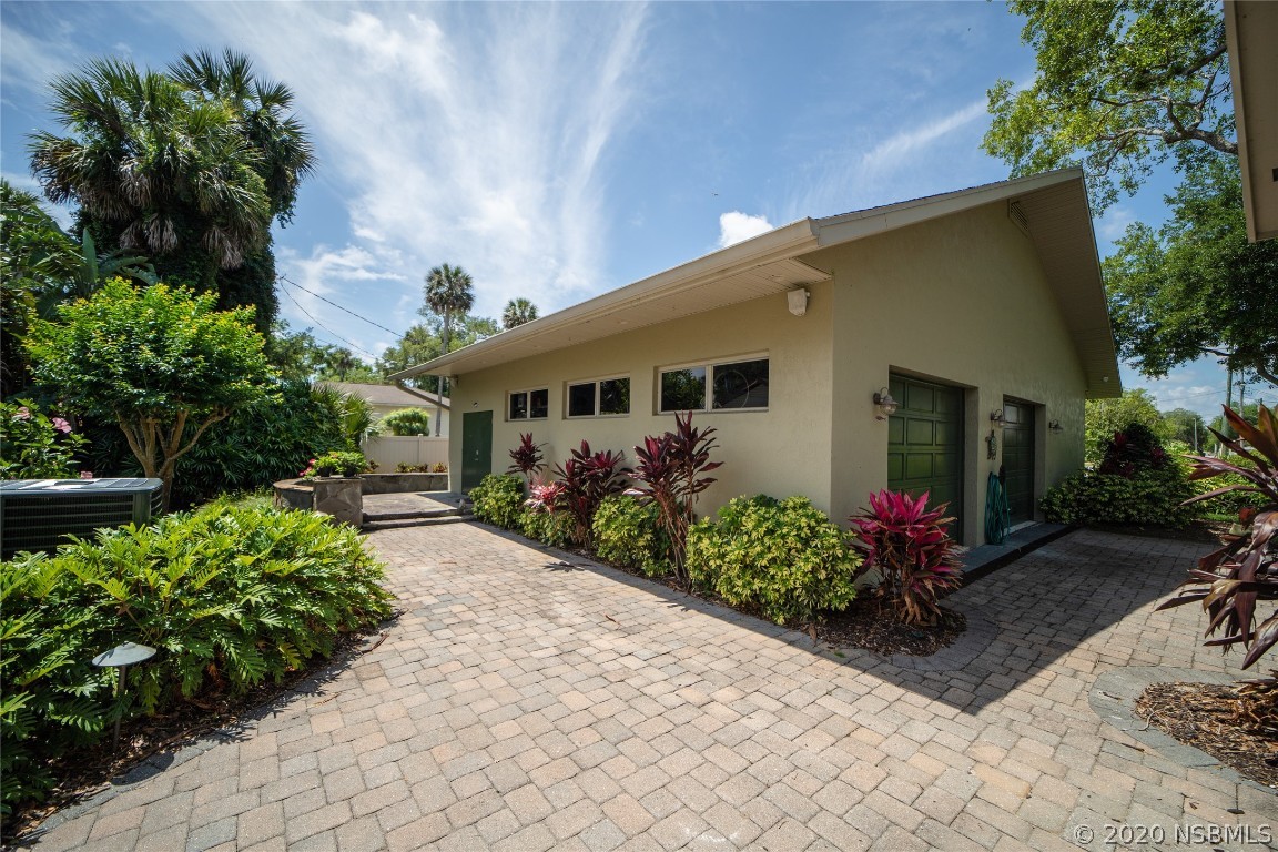 346 North Riverside Drive Edgewater, FL 32132 - Photo 37 of 45 Gallery Image 37