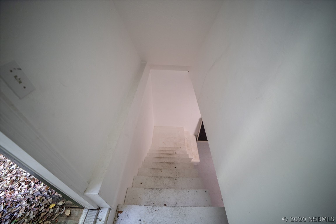 346 North Riverside Drive Edgewater, FL 32132 - Photo 41 of 45 Gallery Image 41