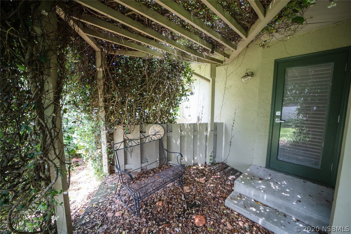 346 North Riverside Drive Edgewater, FL 32132 - Photo 43 of 45 Gallery Image 43