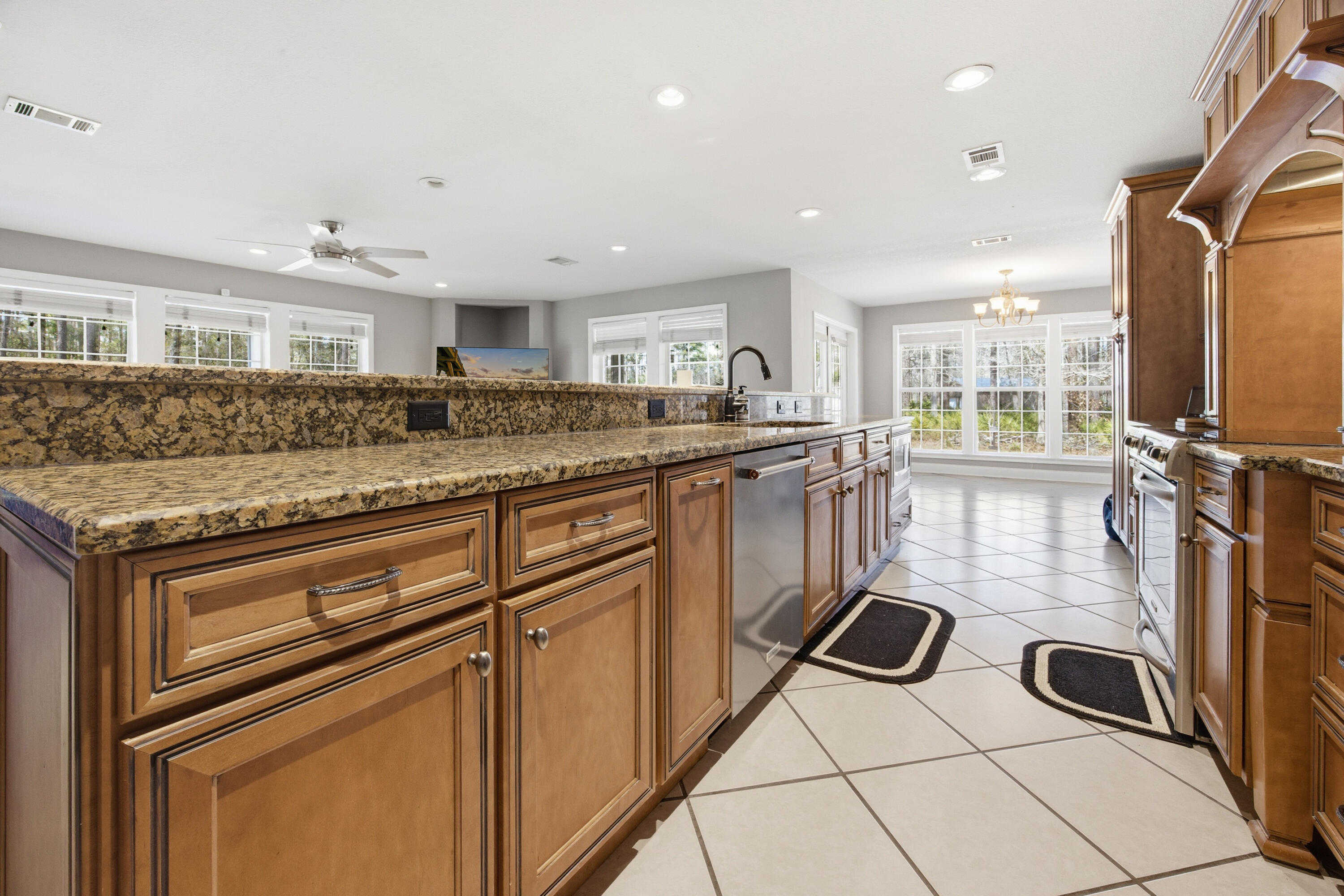 65 Island Grove Drive Freeport, FL 32439 - Photo 14 of 44 E79A8473