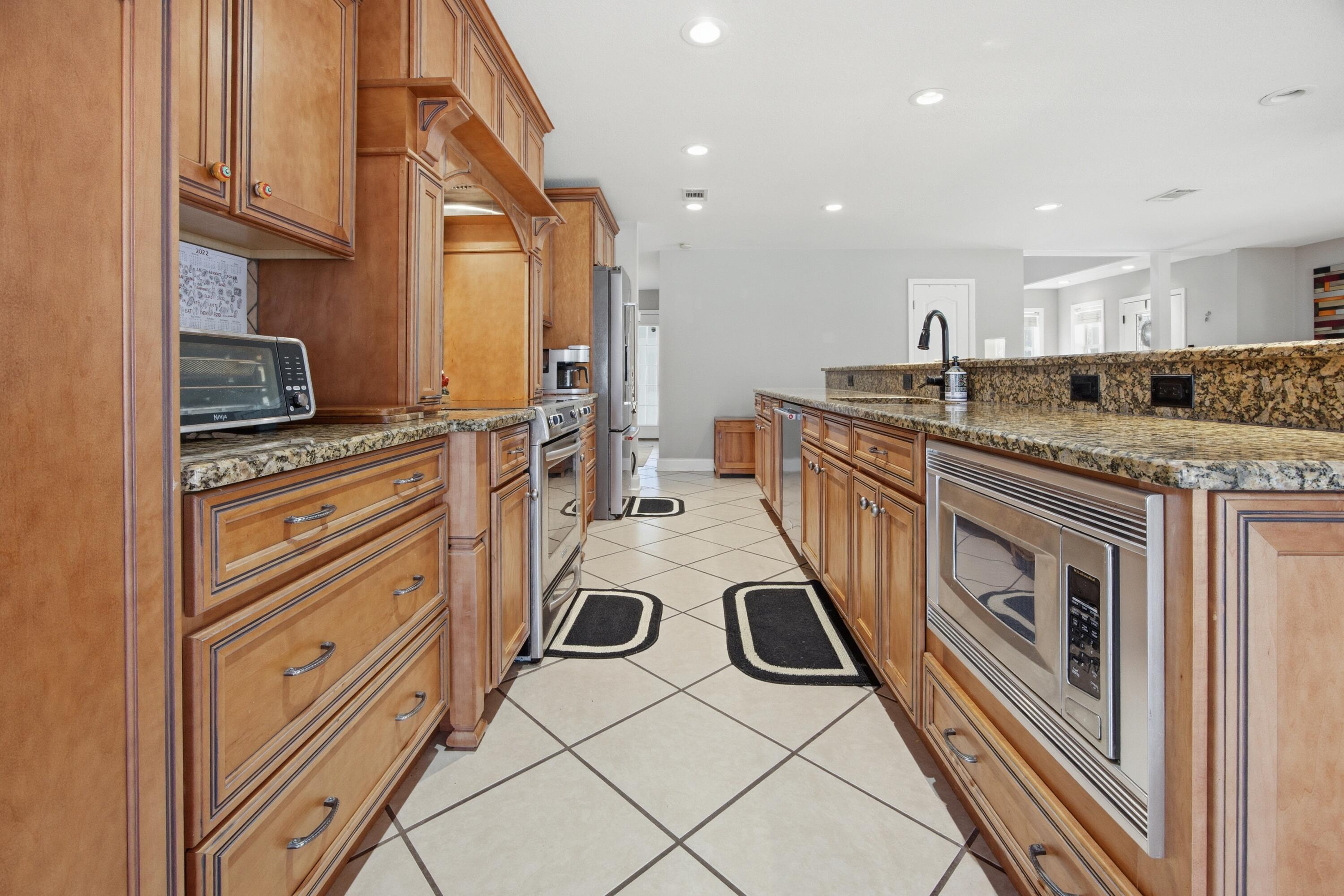 65 Island Grove Drive Freeport, FL 32439 - Photo 15 of 44 E79A8483