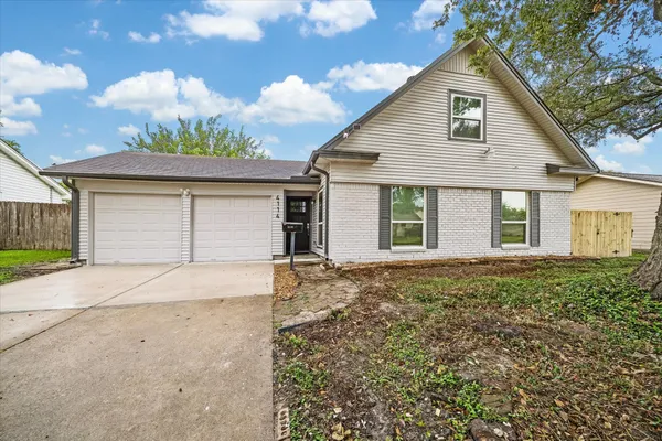 $2,395 | 4114 Hill Oak Drive, Houston, TX 77092