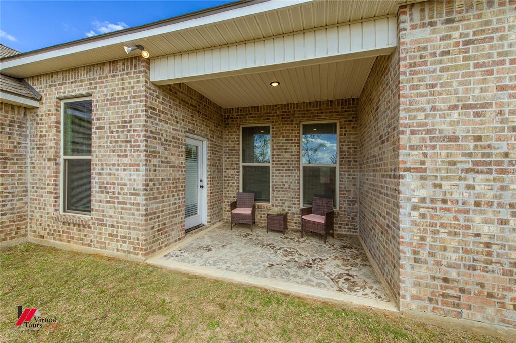 331 Hummingbird Lane Princeton, LA 71067 - Photo 29 of 34 View of patio