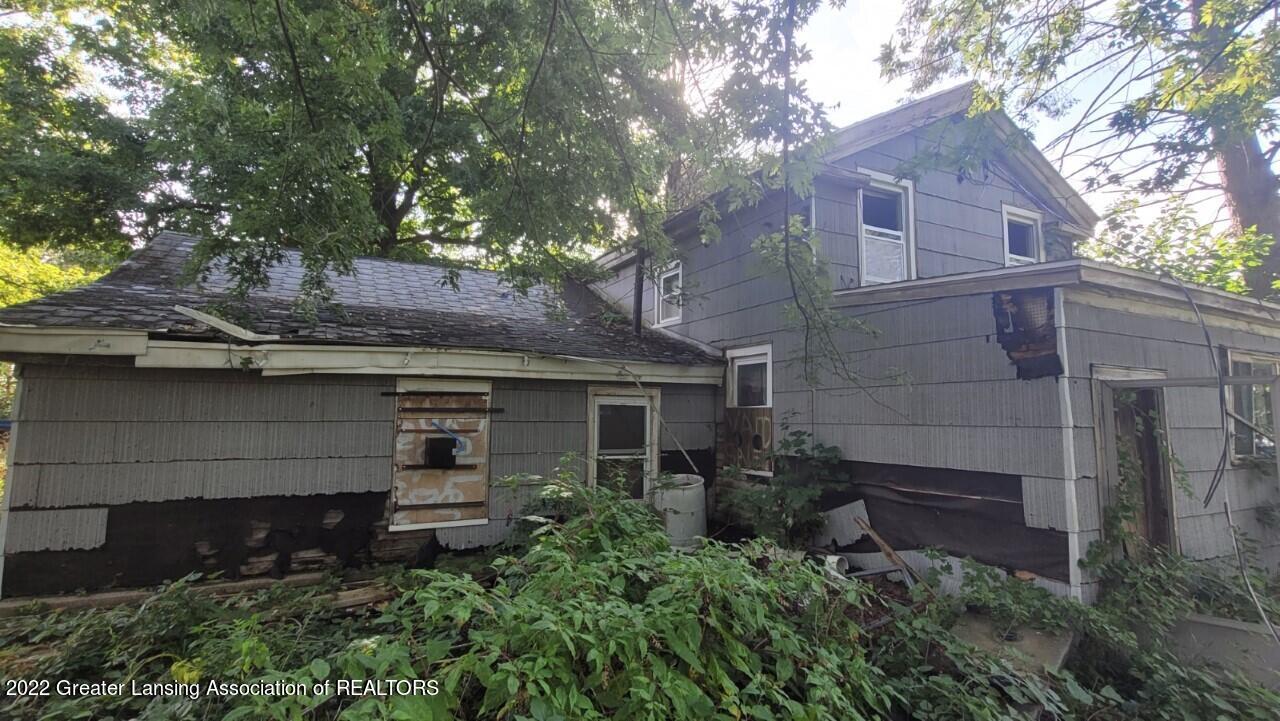 2705 30 Mile Road Albion, MI 49224 - Photo 2 of 15 07