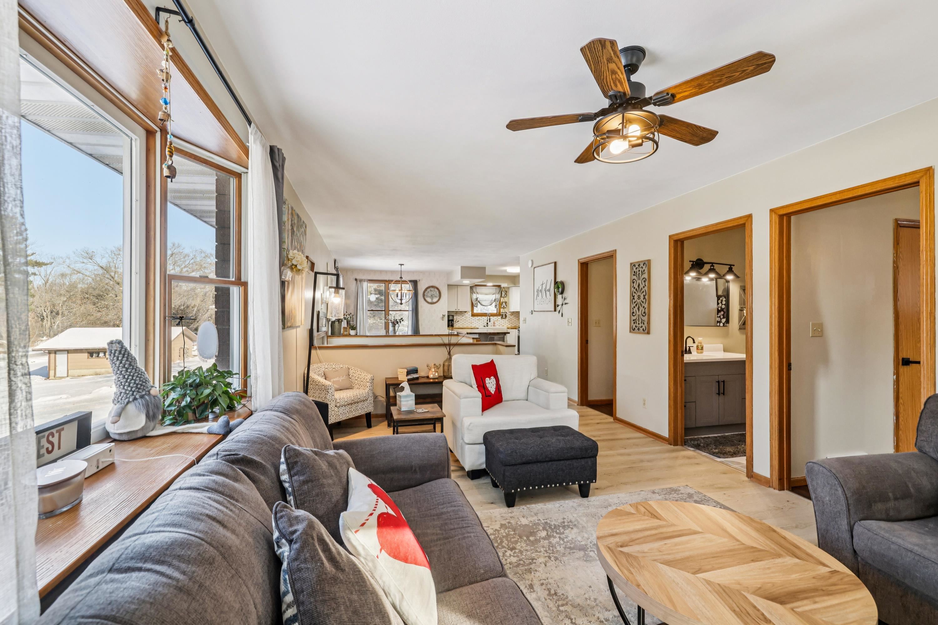 N6726 Blackhawk Portage, WI 53901 - Photo 11 of 36