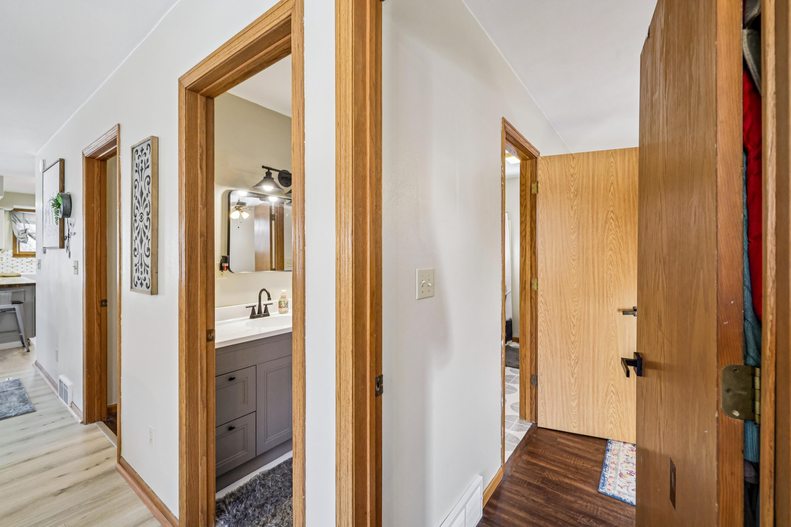 N6726 Blackhawk Portage, WI 53901 - Photo 21 of 36