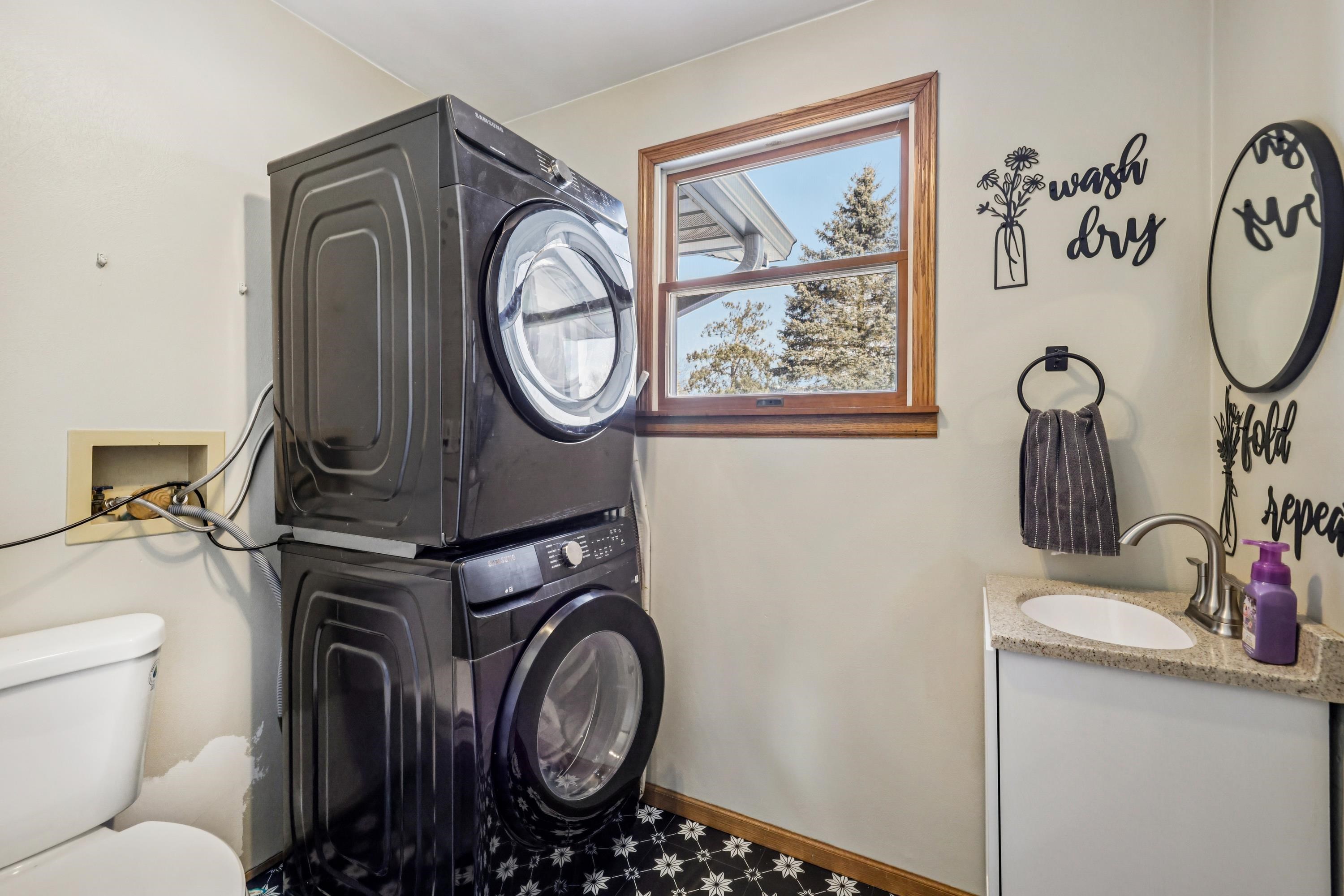 N6726 Blackhawk Portage, WI 53901 - Photo 33 of 36