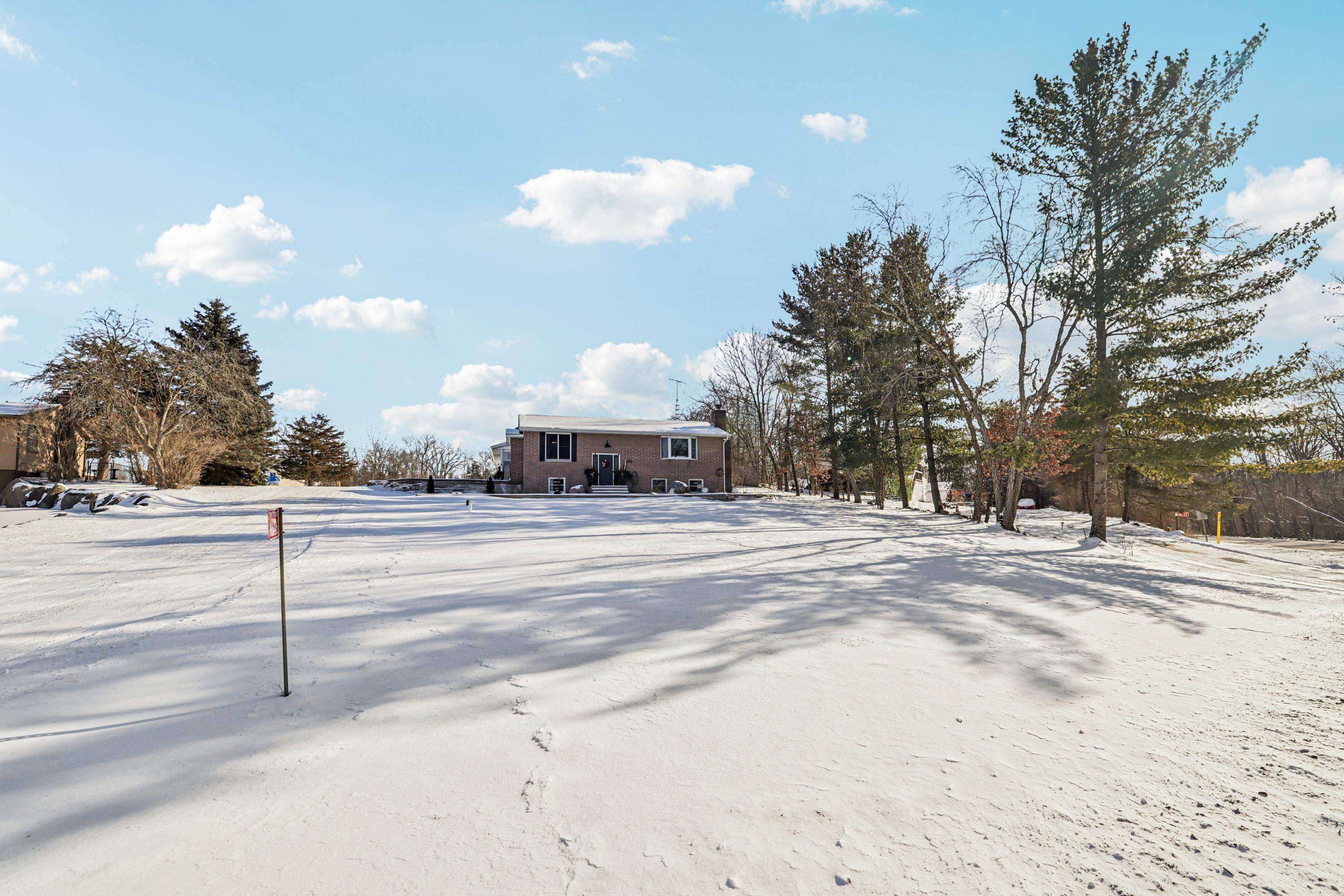 N6726 Blackhawk Portage, WI 53901 - Photo 6 of 36