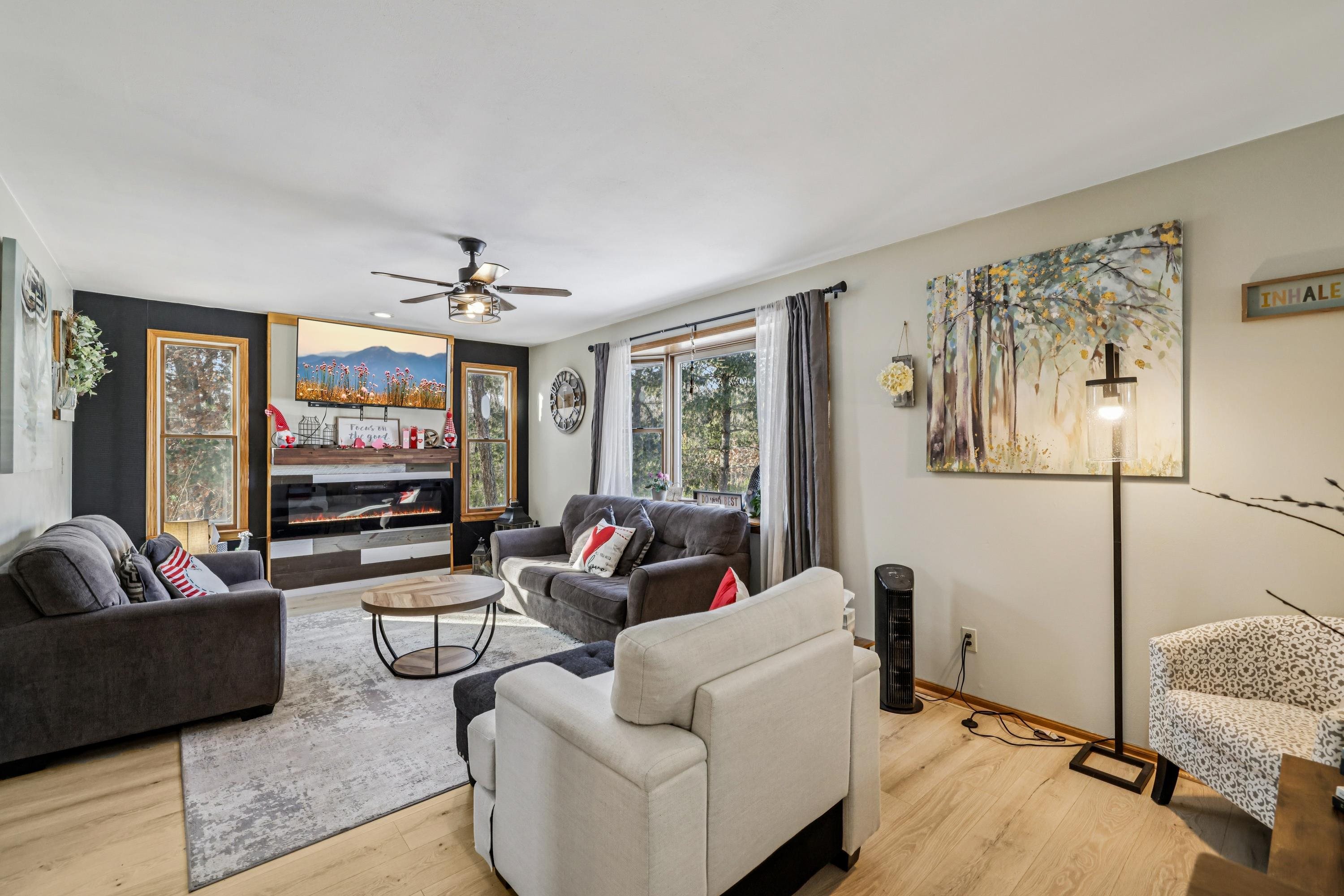 N6726 Blackhawk Portage, WI 53901 - Photo 9 of 36